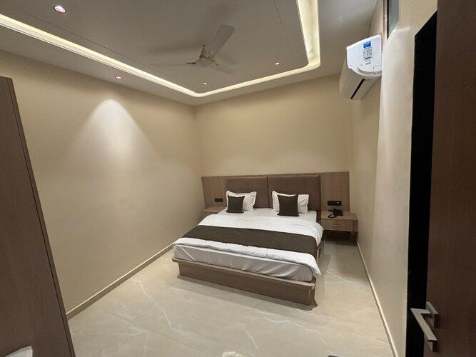 Hotel Dausa Inn Deluxe AC Room 2