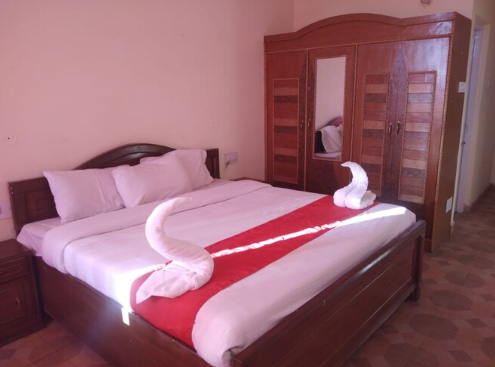 Hotel Moudgil Deluxe Room 2