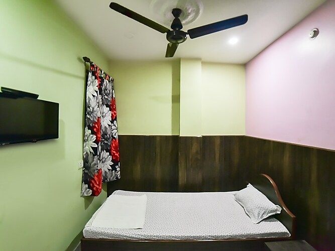 Hotel Jagdamba Standard Room AC 4