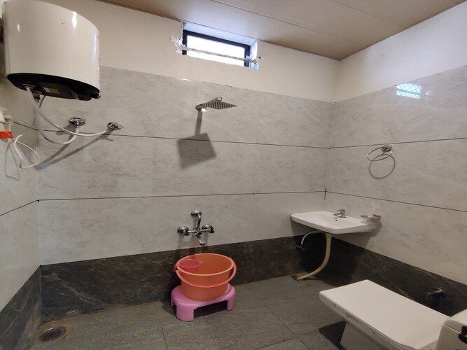 Hotel Raj Krishnam Khatushyam Ji Family Suite Room 3