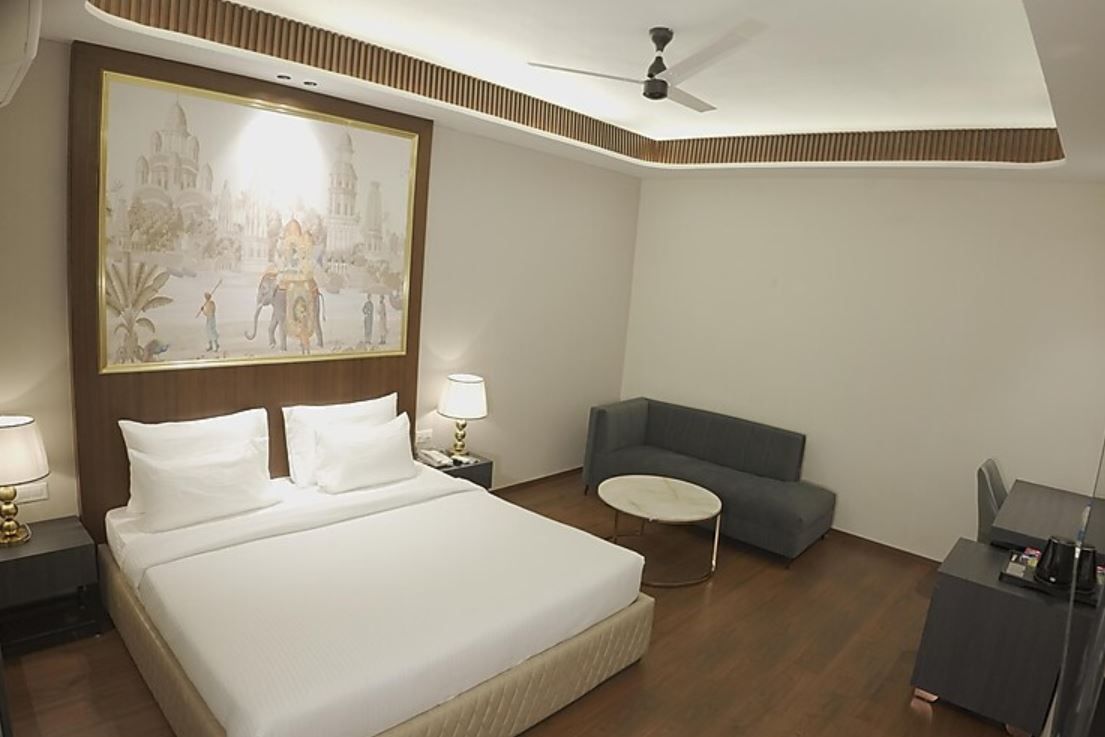 Luxury Room with Bath Tub