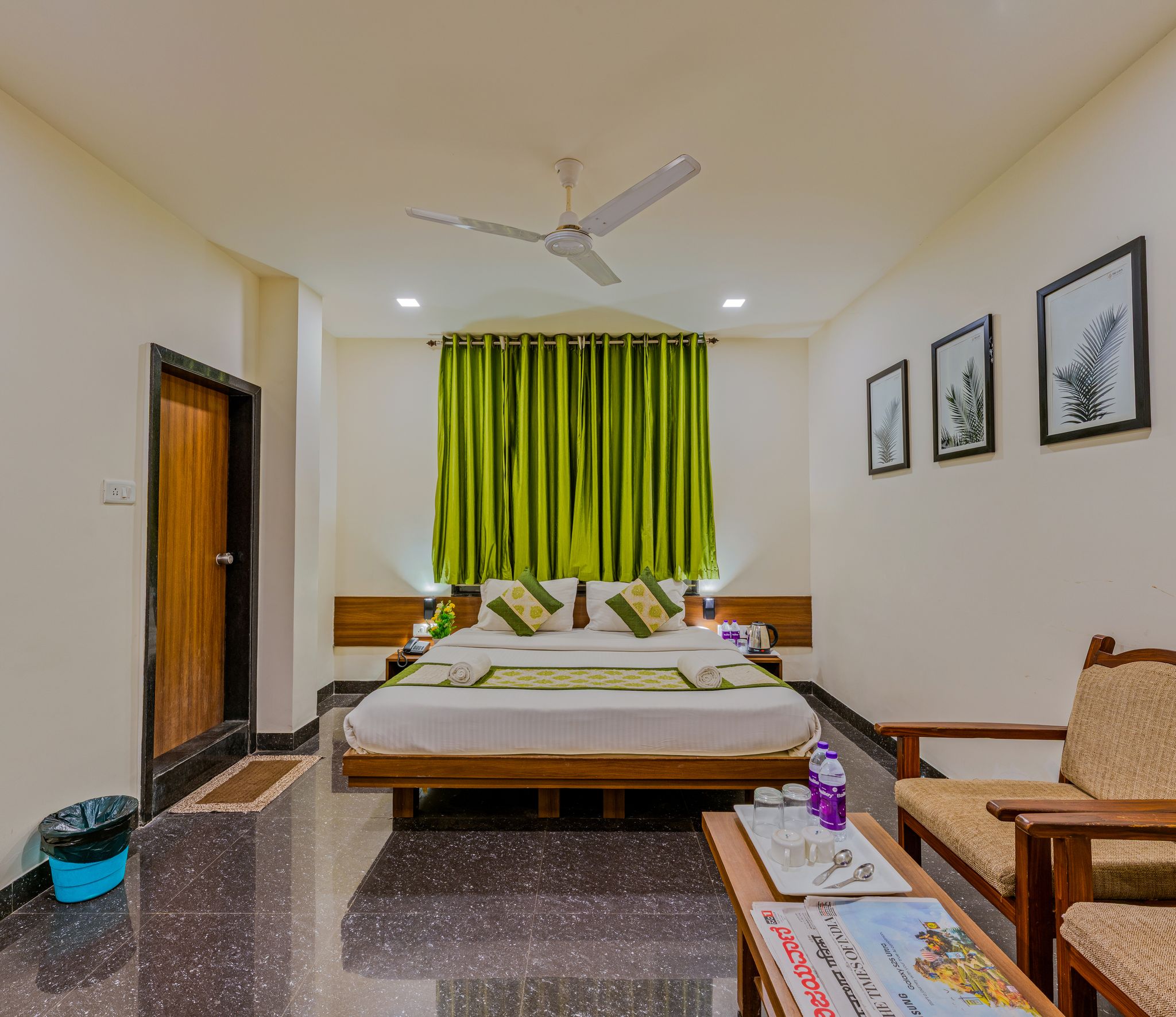 Hotel Vishram Deluxe AC Room 4