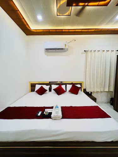 Triple Bedroom - Bed for 3