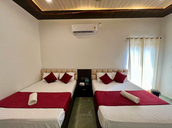 Family Room - Two King Beds