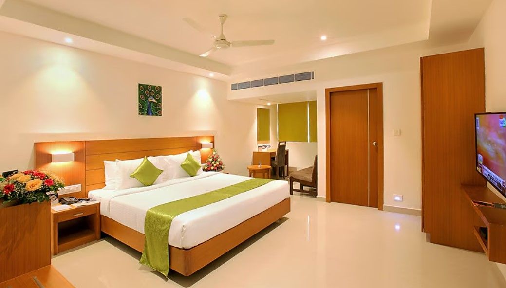 Hotel Apsara Shornur Deluxe Room 2