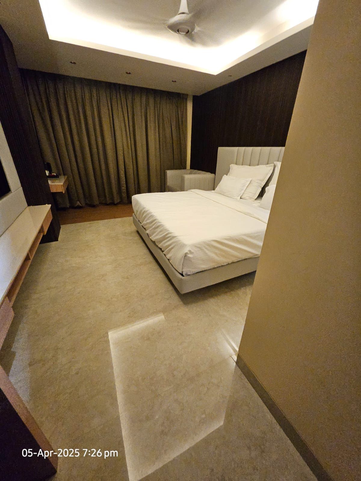  Premium Suite 