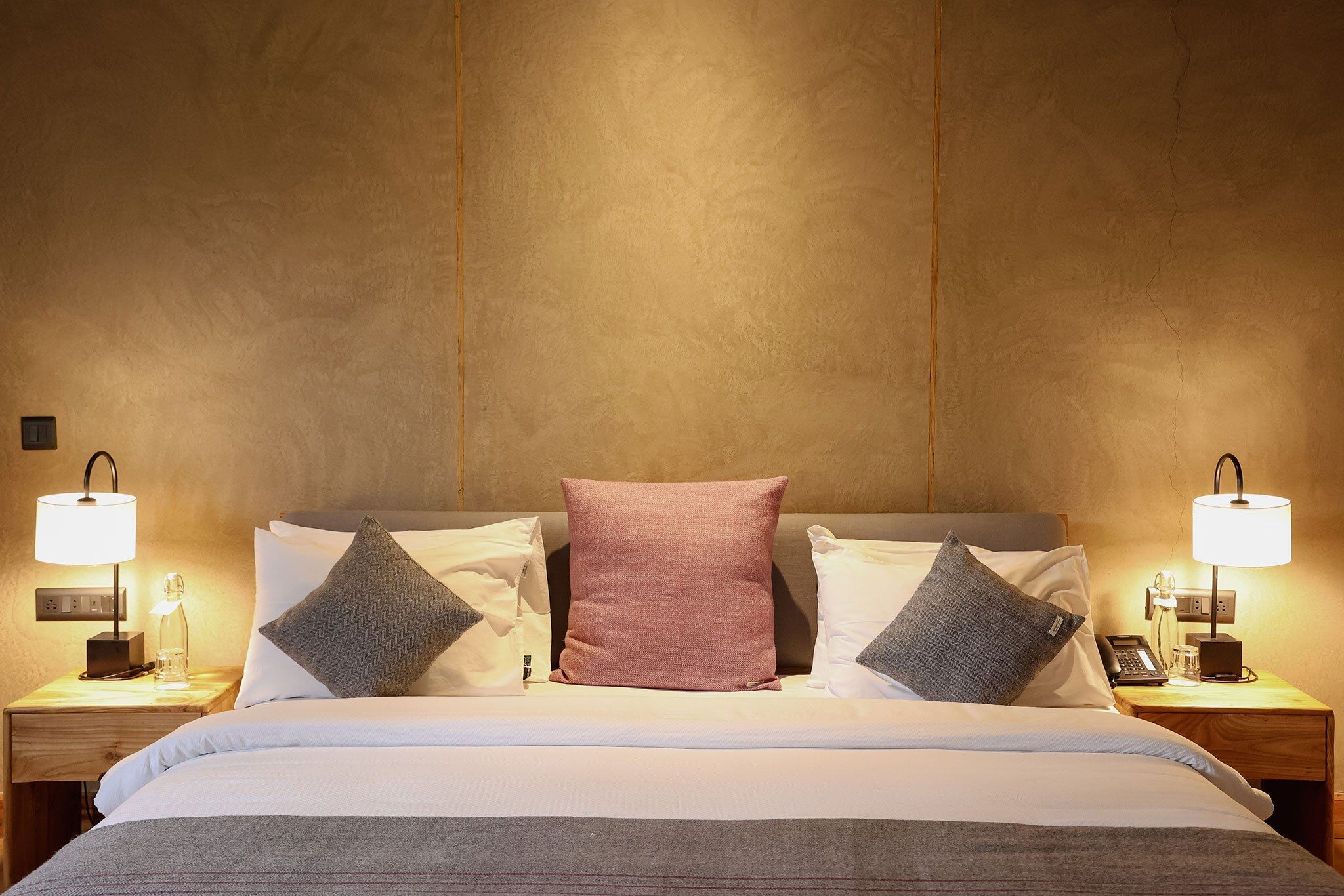 Chospa Hotel Club Room With City View 6