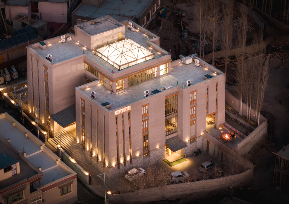 Chospa Hotel