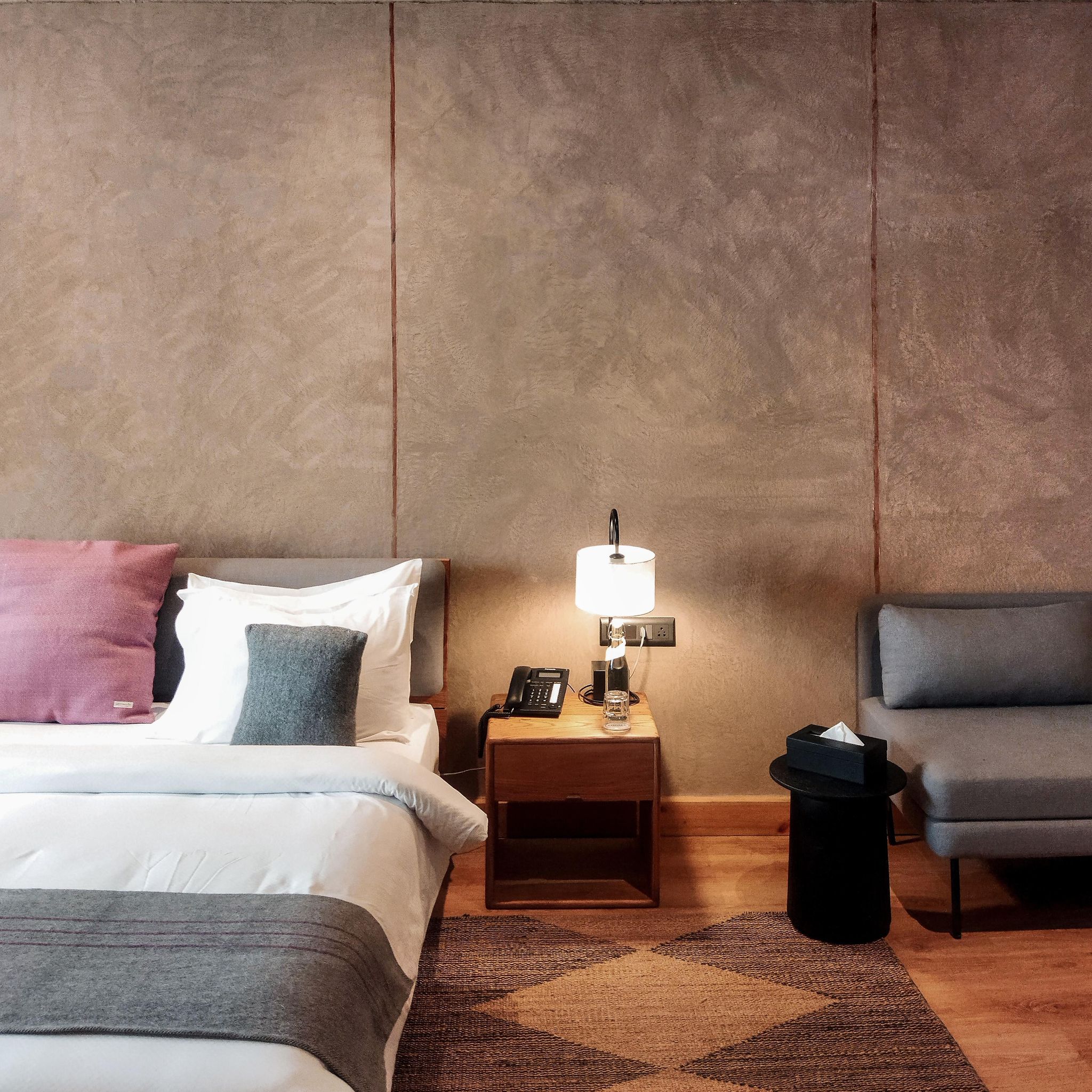 Chospa Hotel Club Room With City View 4