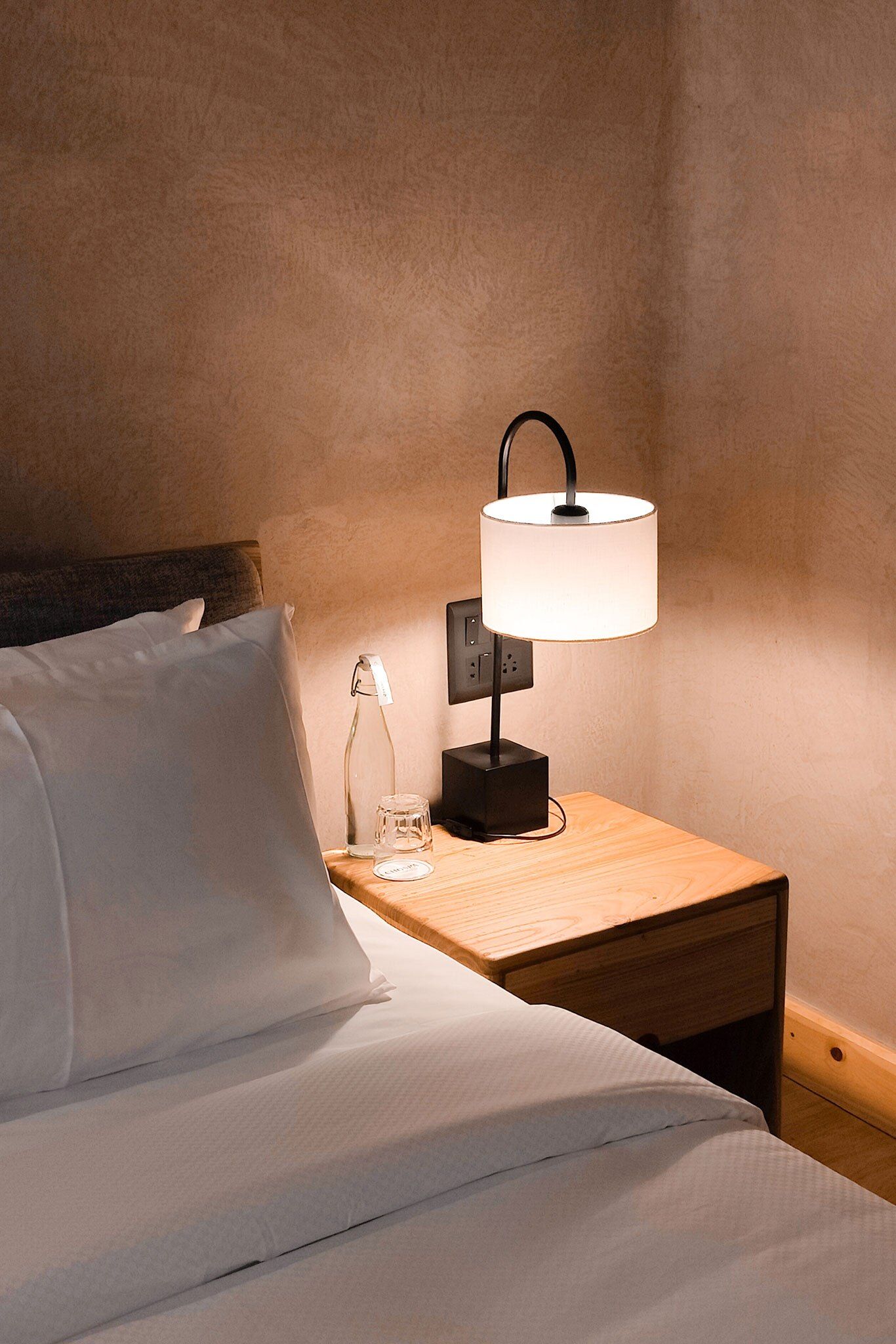 Chospa Hotel Club Room With City View 5