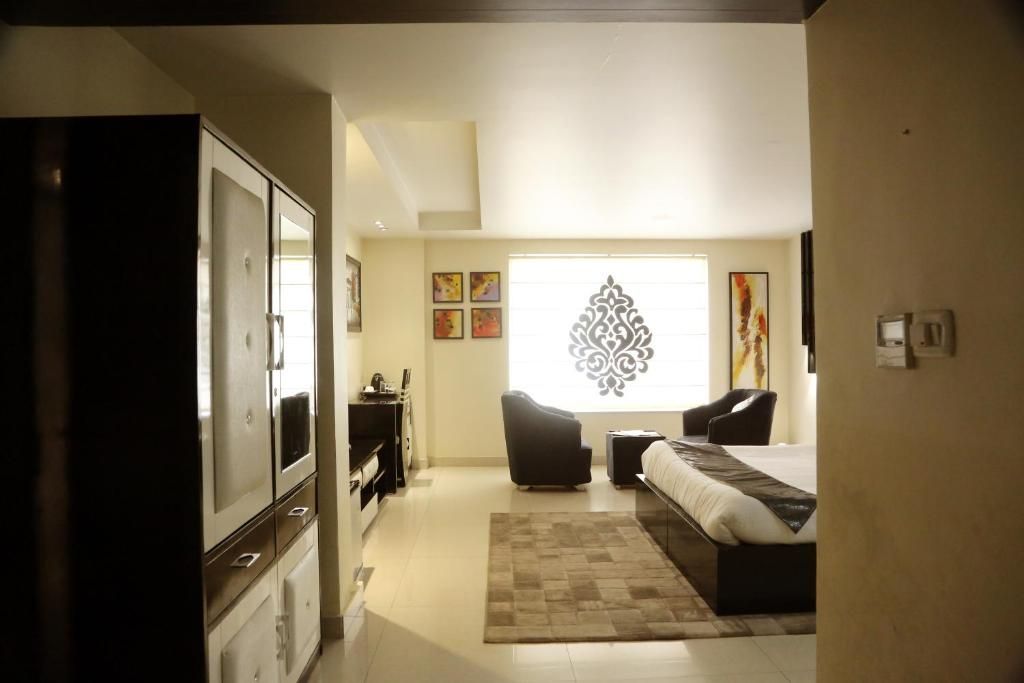 Kingdom Hotel Moga Super Deluxe Room 2