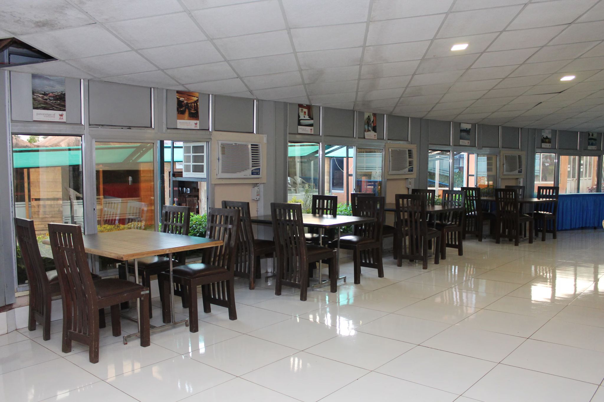 Food & Dining