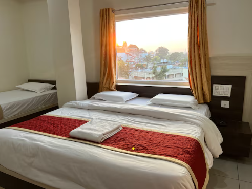 Triple Bed Room AC With RamalayamTemple View