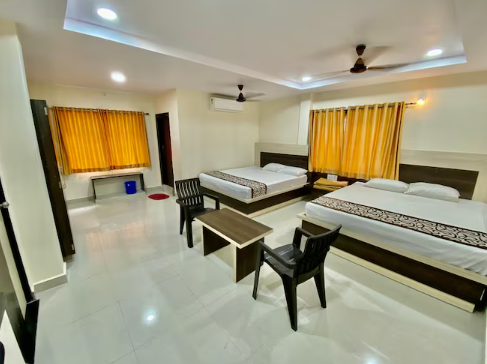 Deluxe Family Suite Room AC