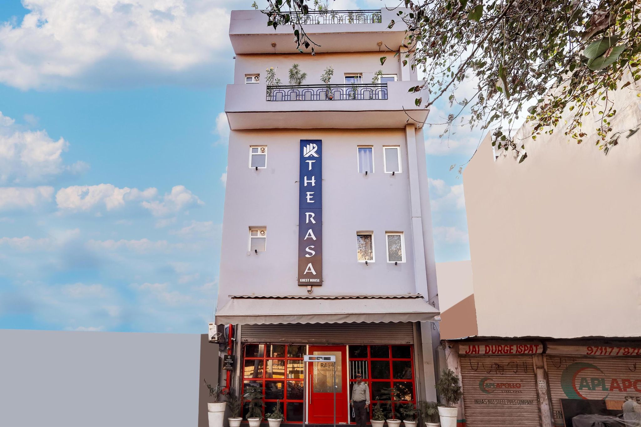 Main Image
