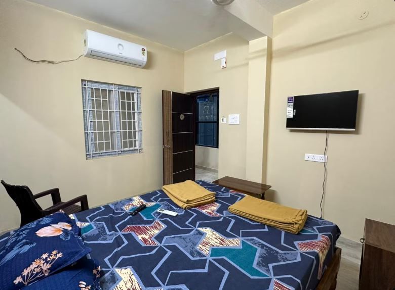 Hotel Royal blue Standard room 2