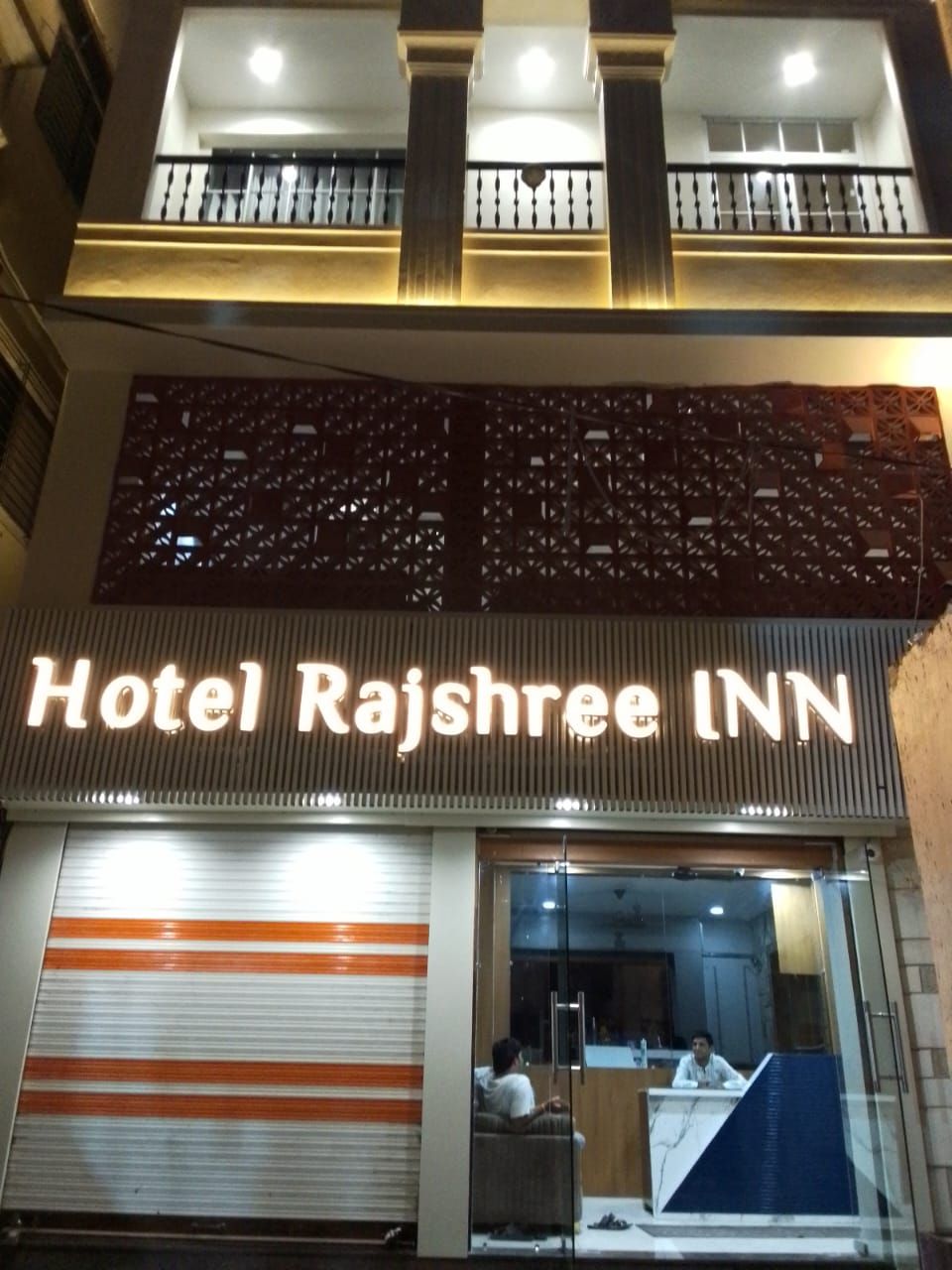 HOTEL RAJSHREE INN