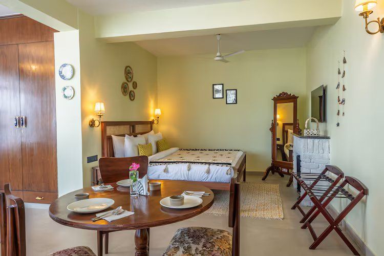 Almost Heaven Suites Marigold Suite with Private Terrace and Living Area