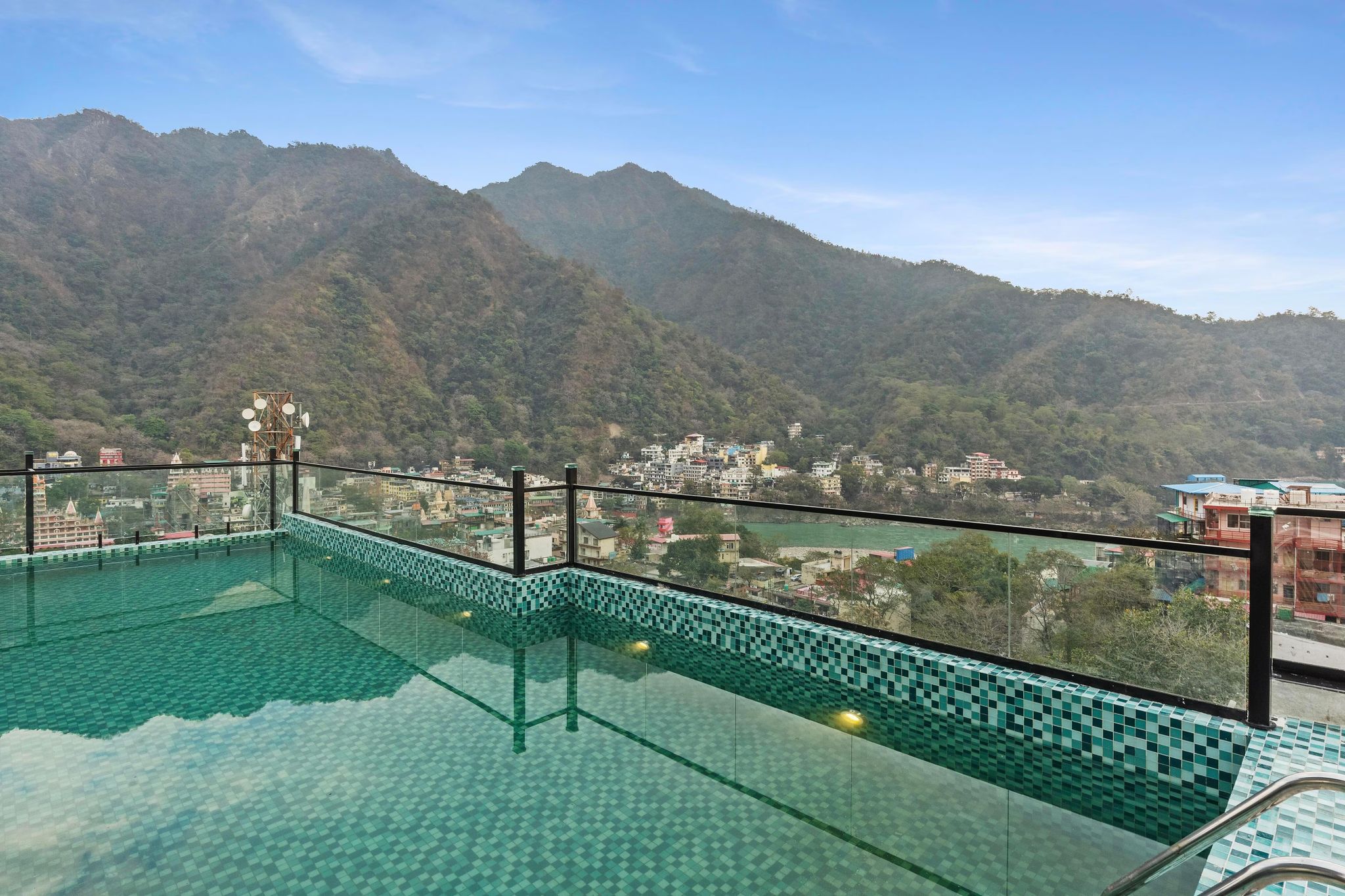 ZANA By The Ganges Rishikesh