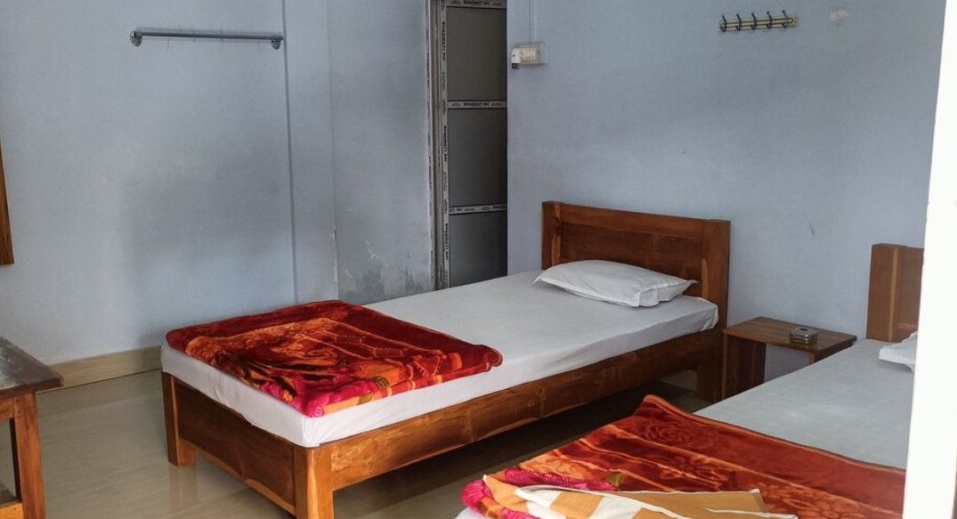 DELUXE NON AC ROOM