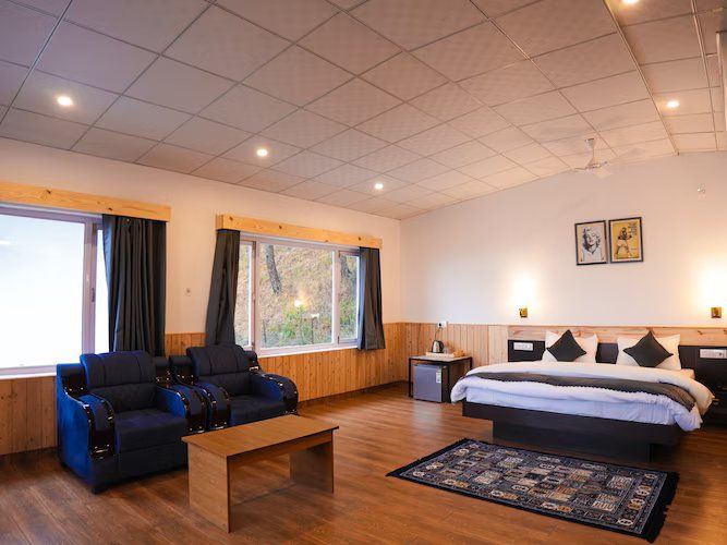 Standard With Balcony Room