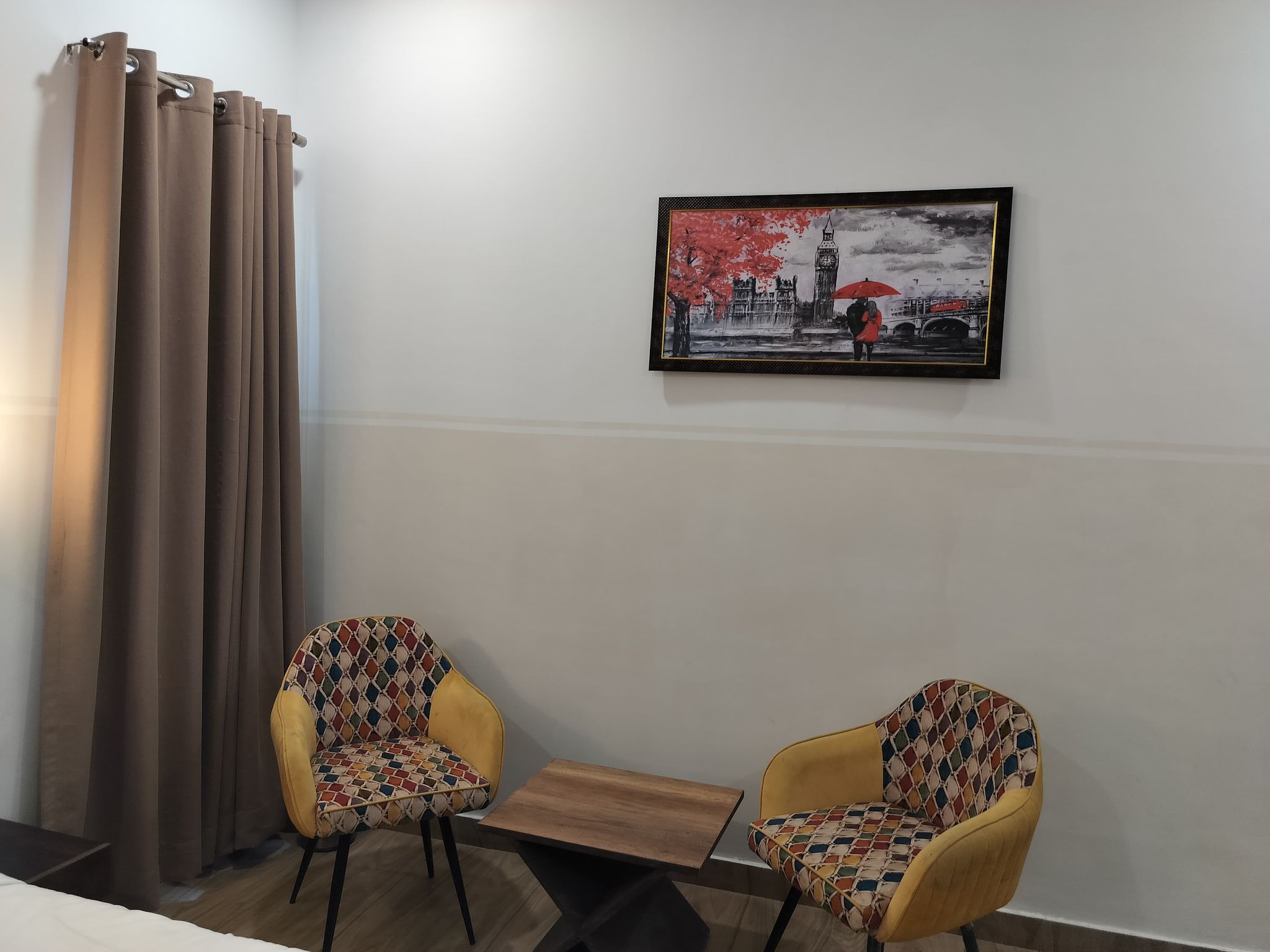 Saffron Inn, Greater Noida Deluxe Room 4