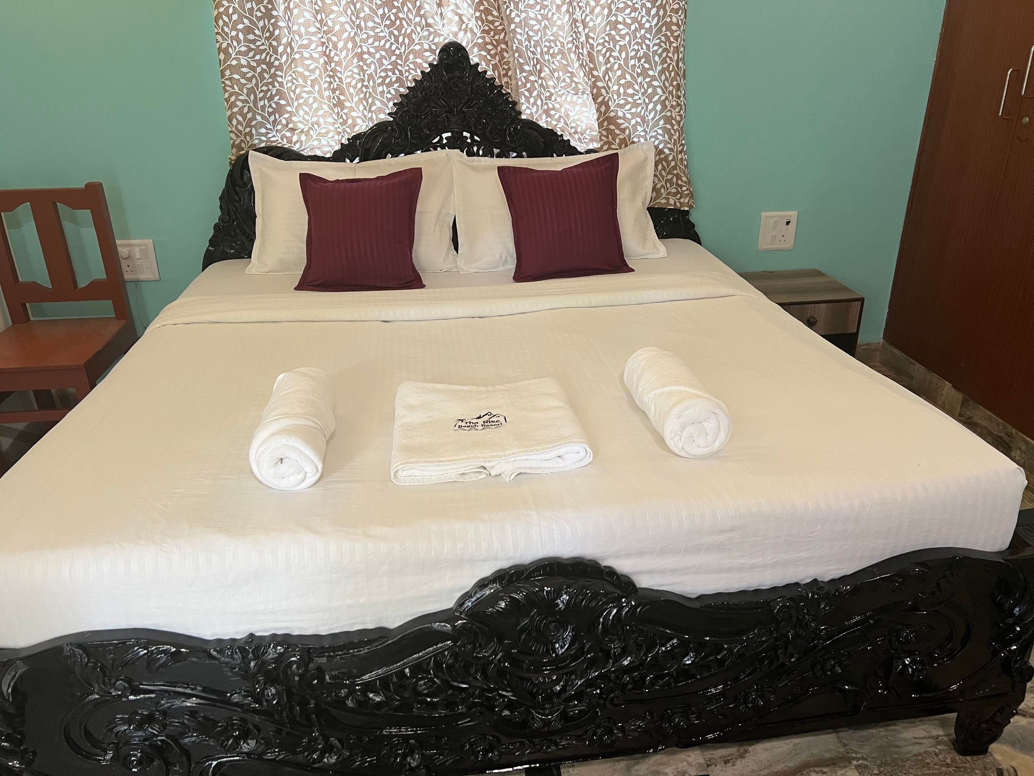 The Rise Beach Resort, Vagator Deluxe Room (1 KING BED) 3