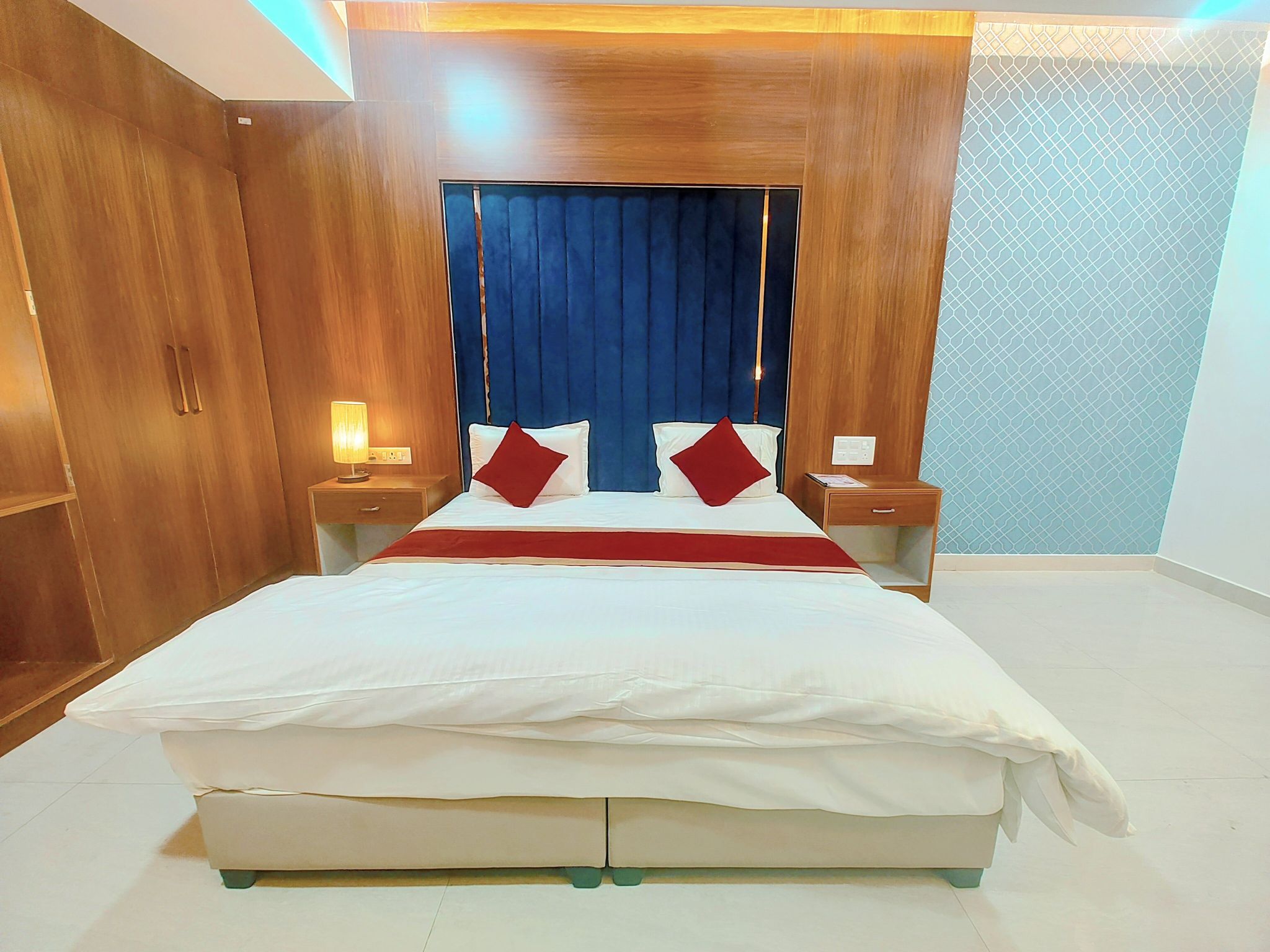 Sitaynam Hotel and Resorts-In front of Ram Janam Bhumi Triple AC Deluxe Room 6