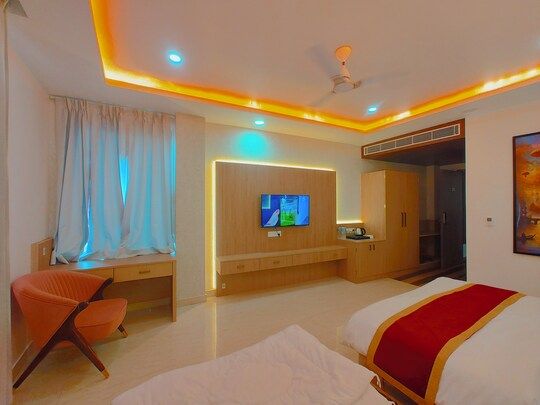 Sitaynam Hotel and Resorts-In front of Ram Janam Bhumi Triple AC Deluxe Room 3