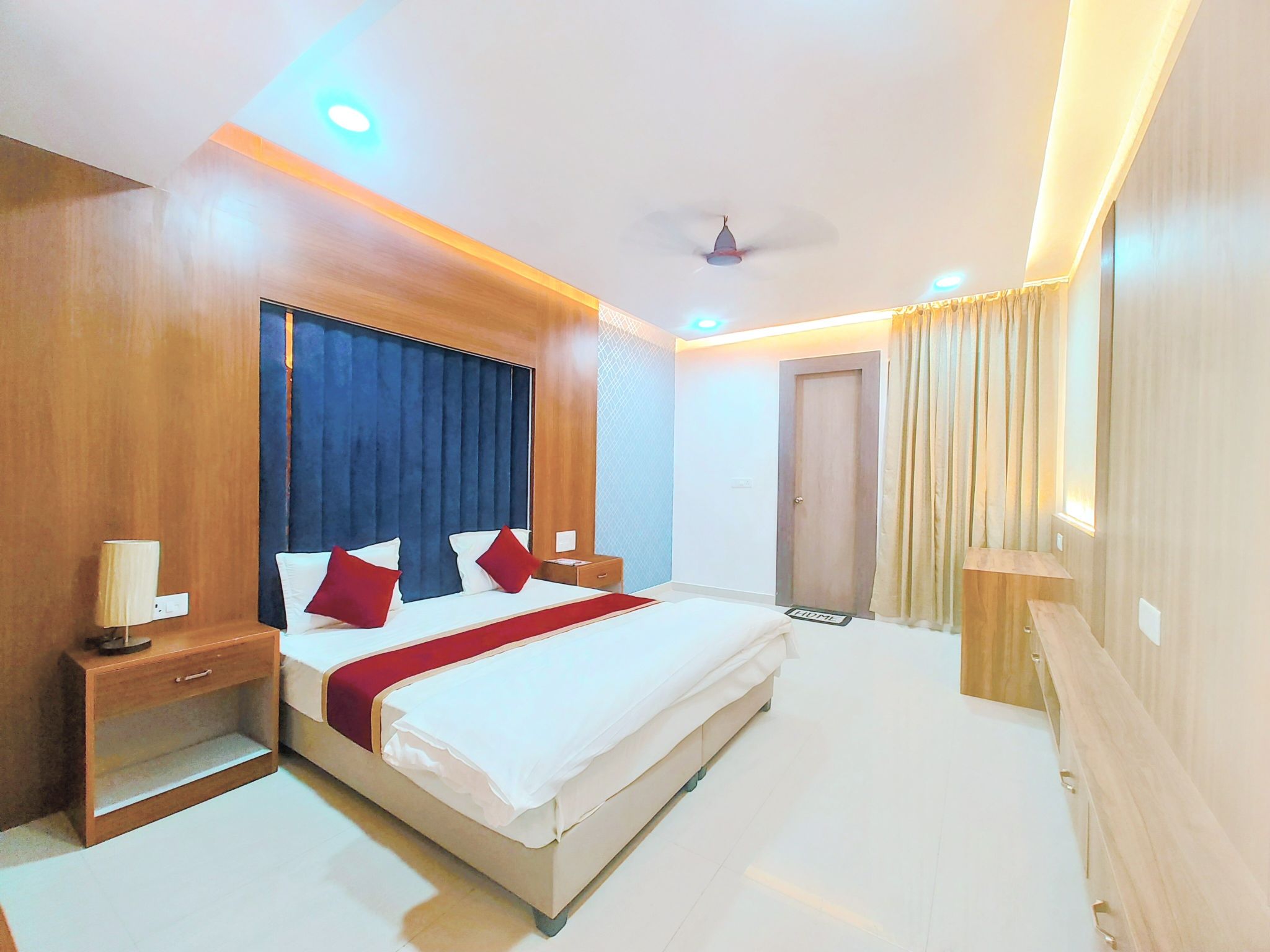 Sitaynam Hotel and Resorts-In front of Ram Janam Bhumi Triple AC Deluxe Room 3