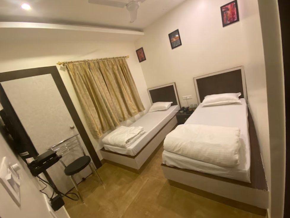 Twin Bedded Room