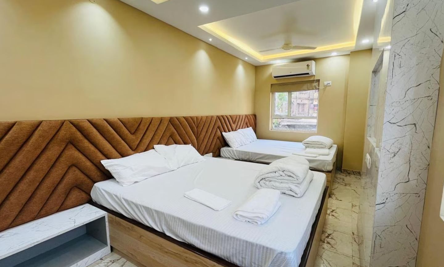 Aliza Hotel Suite Room 2