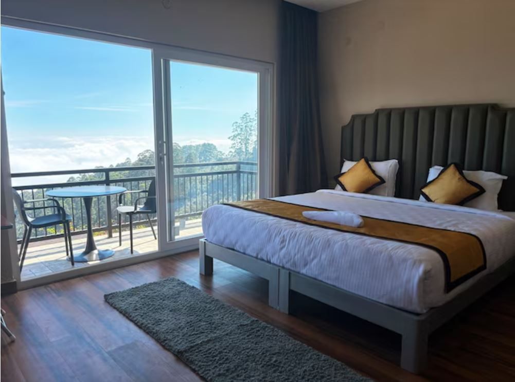 Luxury Valley View Room with Balcony First Floor