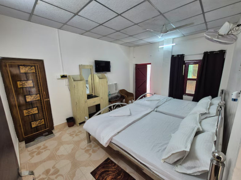 Double Deluxe Room with Balcony