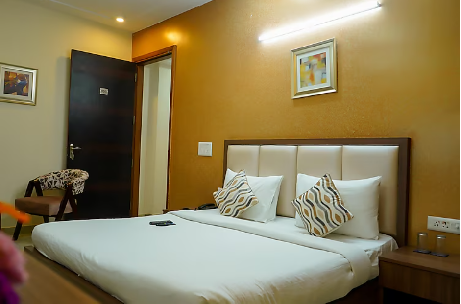 Super Deluxe With Wi-Fi