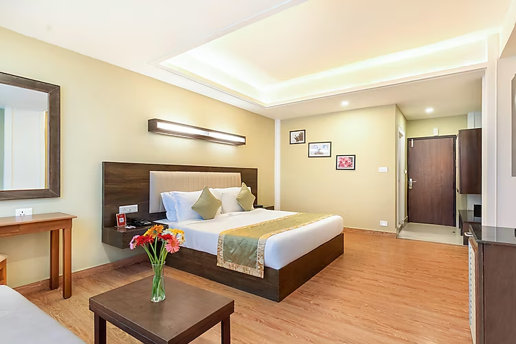 Summit North Star Hotel Deluxe View Room 2