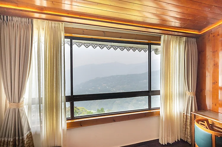 Summit North Star Hotel Premium View Room 4