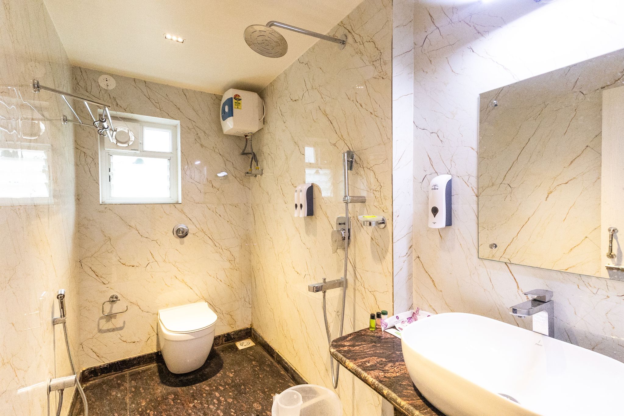 YASHSHREE BANGLA QUEEN Deluxe Room 3