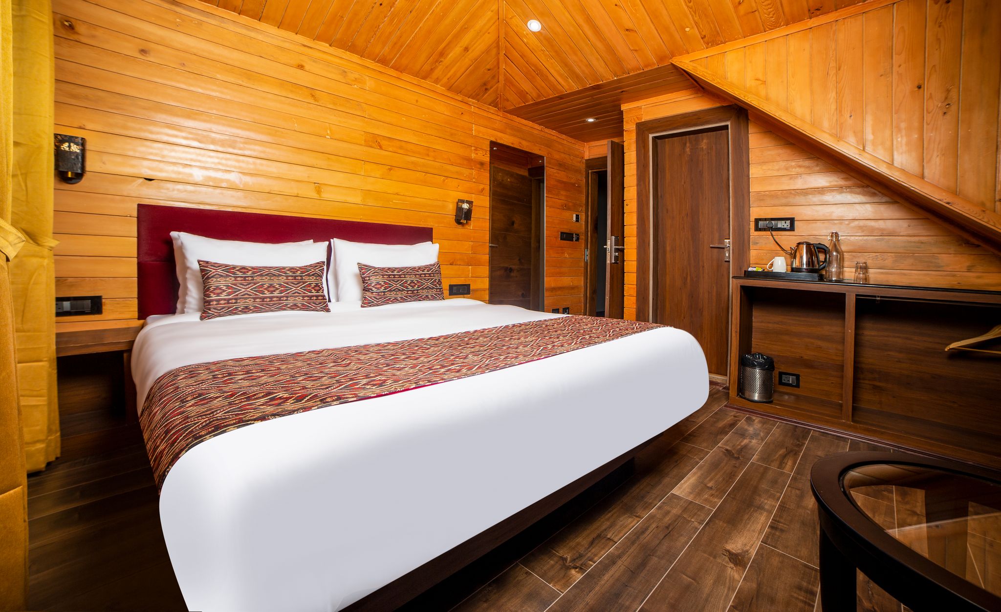 Yashshree Lachen Standard Room 3