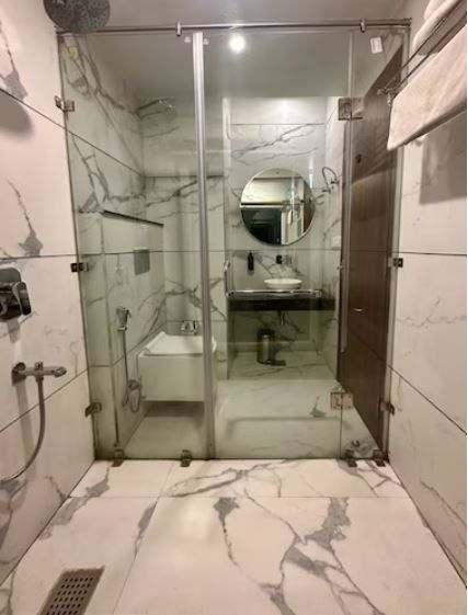 The Signature Inn McLeodganj Mall Road SUPERIOR ROOM 6