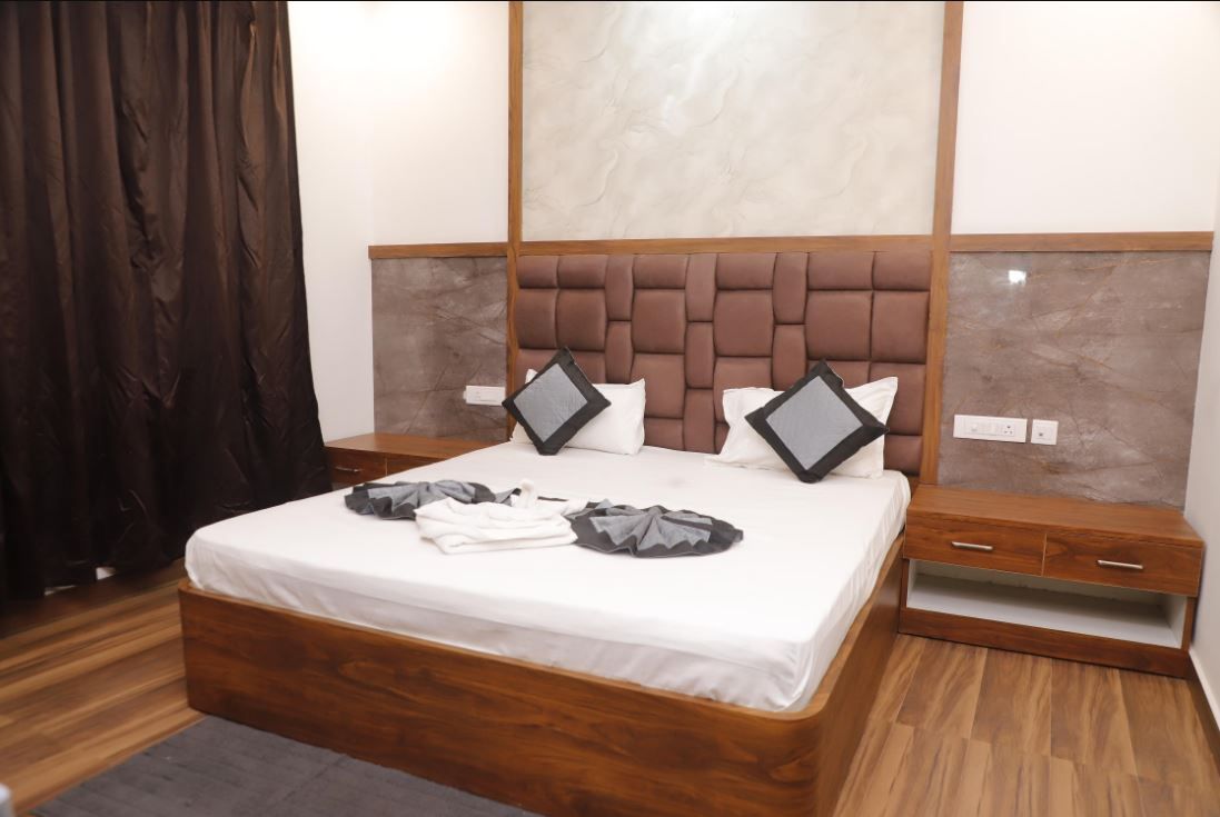 Blessing Palace Business Room 2