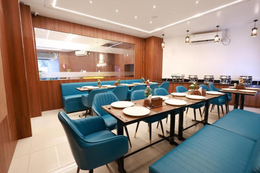 Food & Dining