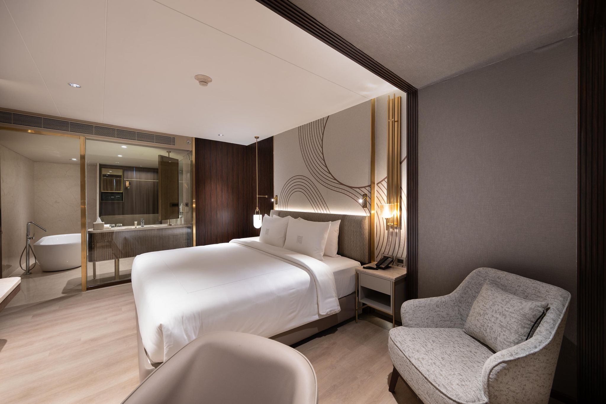 Luxury Room Runway View
