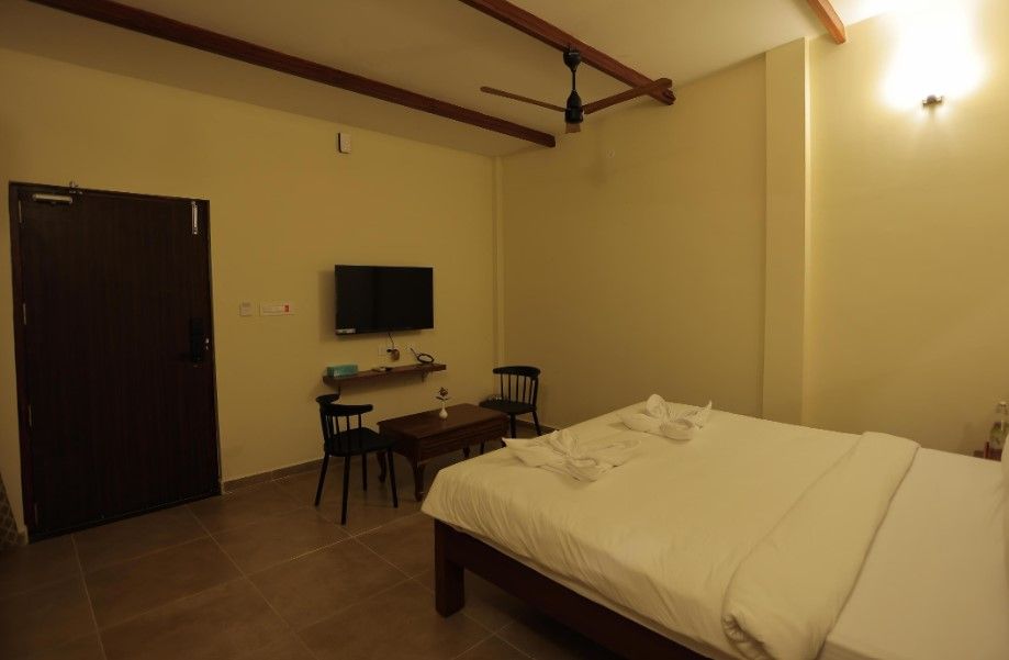 Aruvi Cottages Standard Room 2
