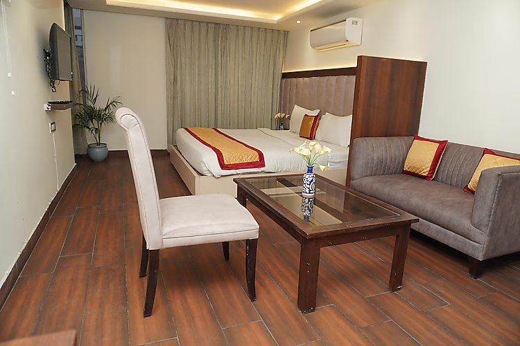 Hotel The Shyam (Near Jaipur Railway Station)