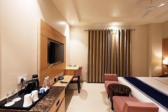 Hotel Glorious Grand ( A unit of the Elegance ) Suite Room 14