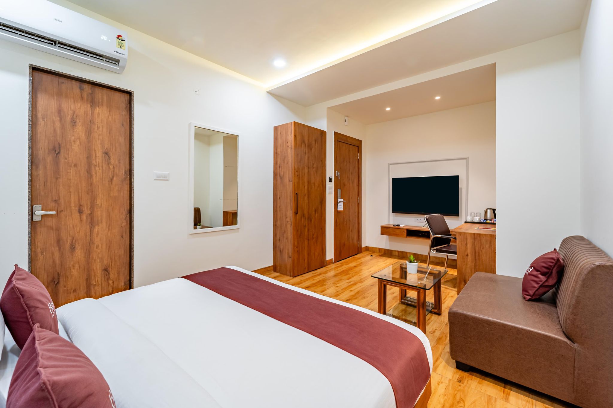 Basotel, Indore Standard Room 2
