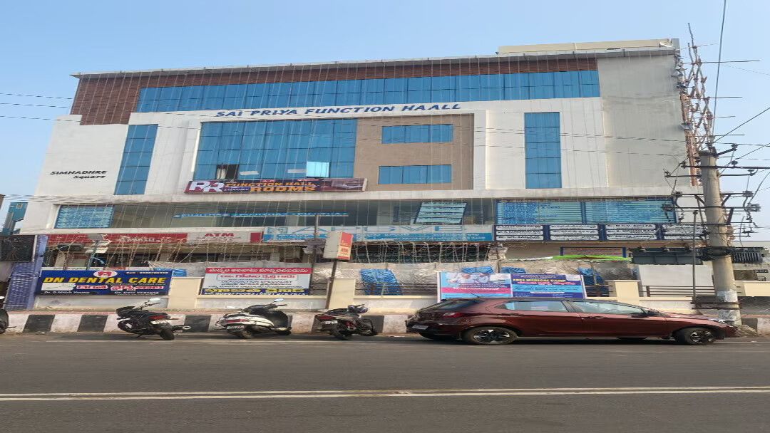 RR Luxury Rooms, Visakhapatnam