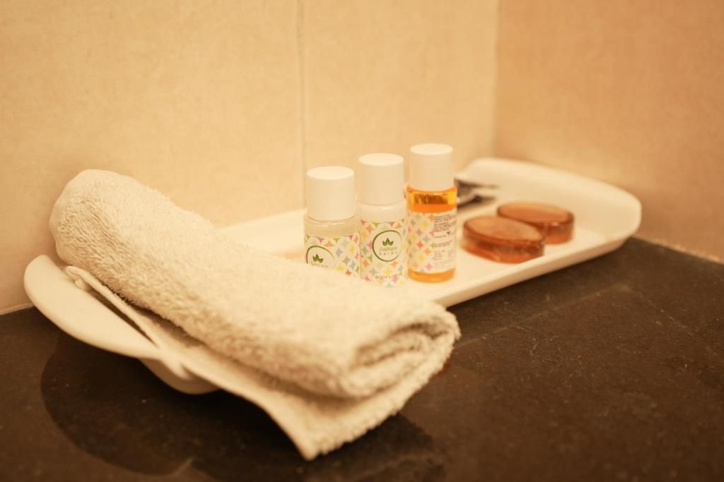 One Earth Central Park Executive King Room 3