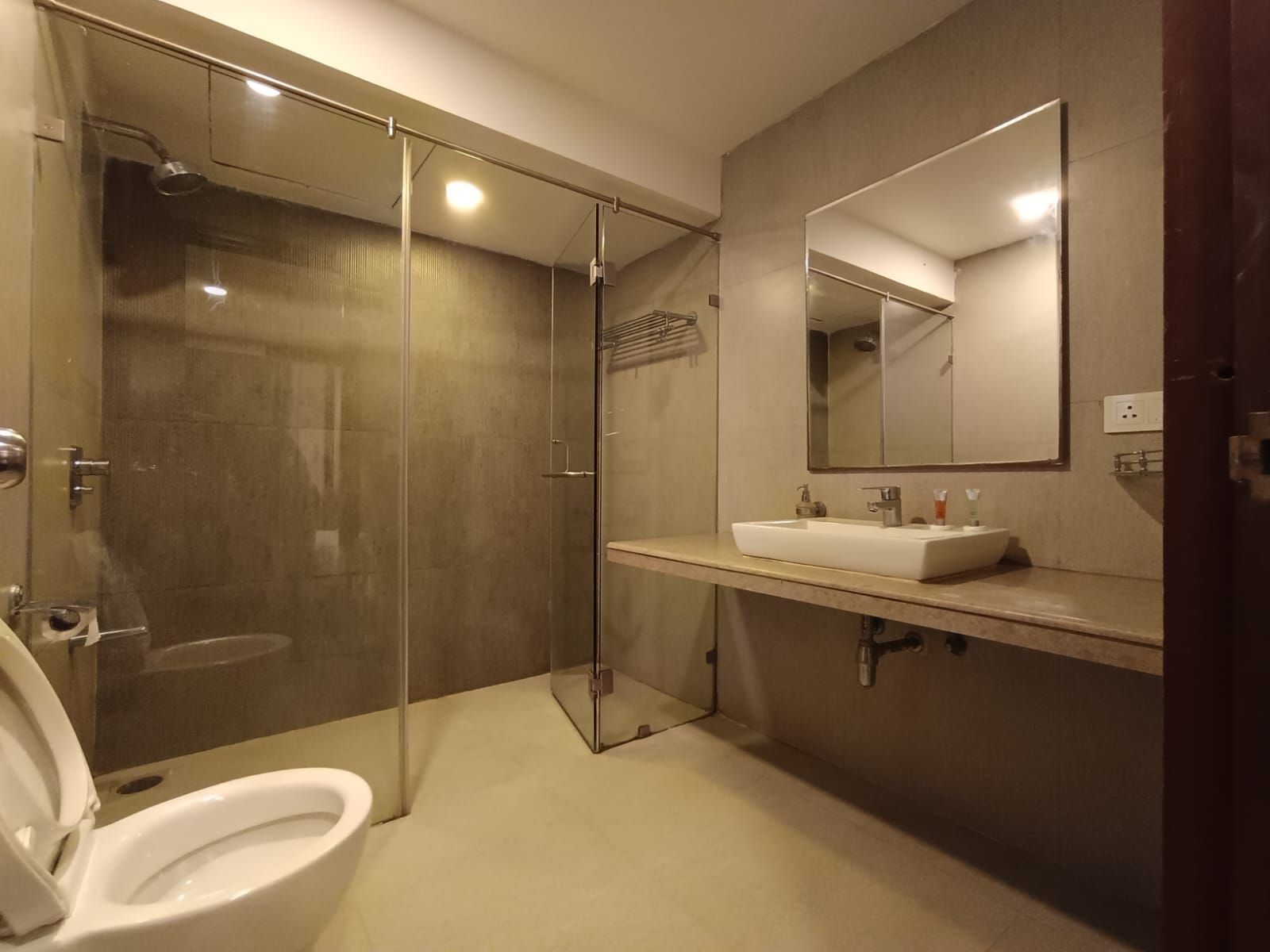 The Eternal Wave By Krish Retreat 1 BHK Entire Apartment 4